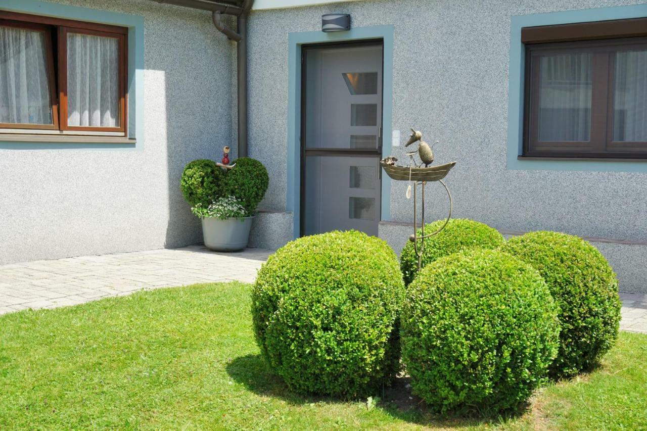 Gaestehaus Im Wiesengrund 세인트스테판데르게일 외부 사진